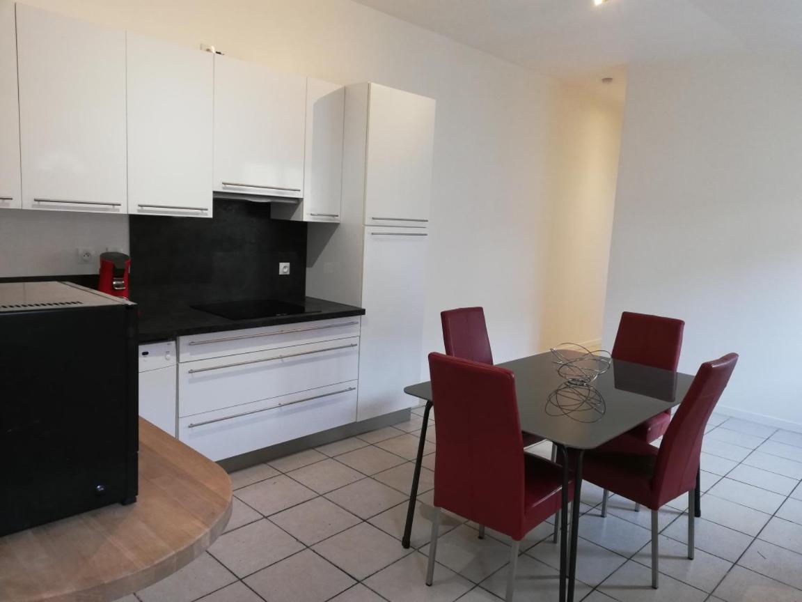 Logement Entier Au Calme Villers-Outreaux Bagian luar foto