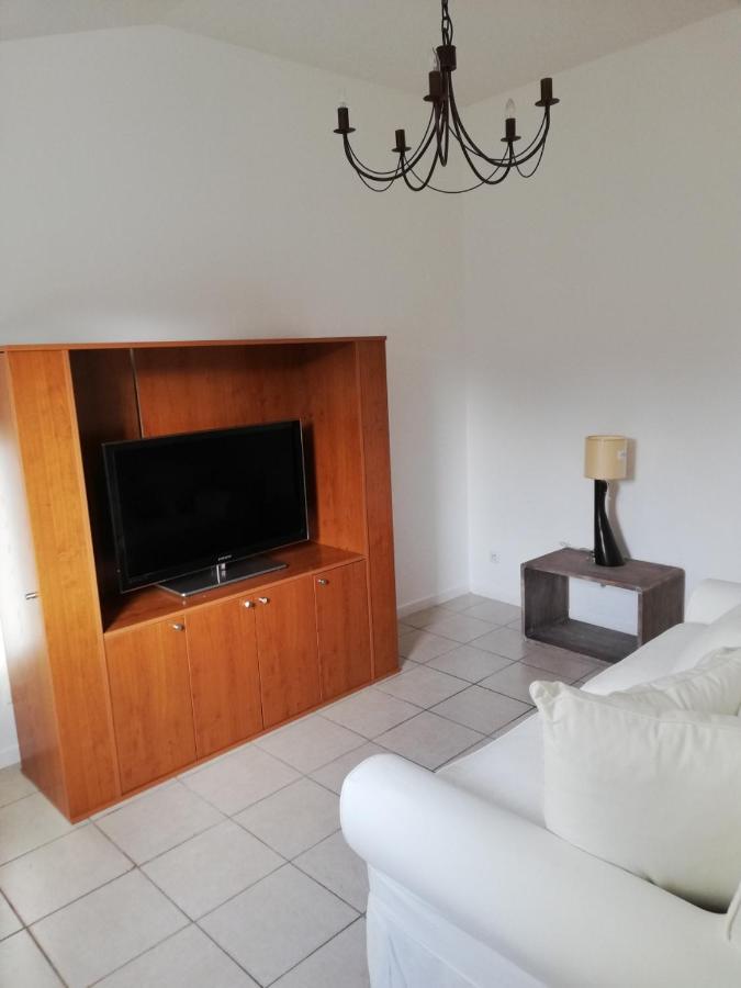 Logement Entier Au Calme Villers-Outreaux Bagian luar foto